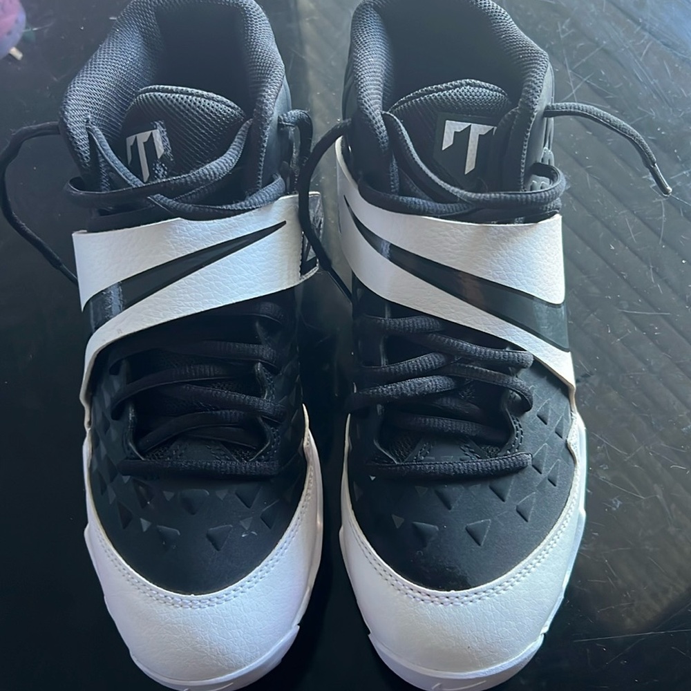 Nike fastflex football cleats